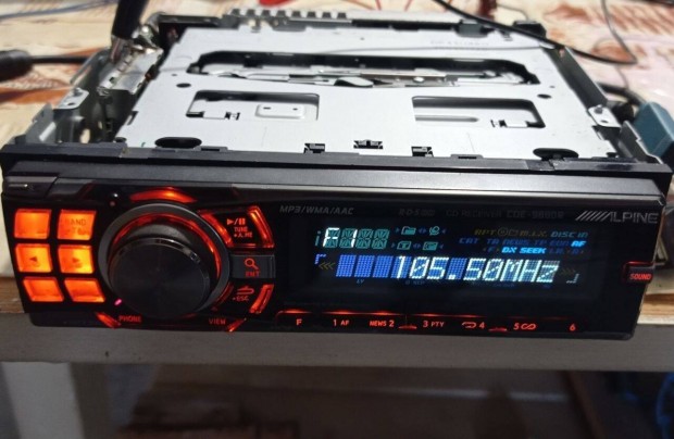 Hibás!!!!! Alpine CDE-9880R autórádió fejegység Hibás!!!!!