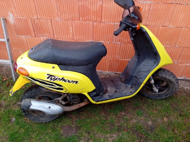 Hib�s piaggio typhoon alkatr�sz