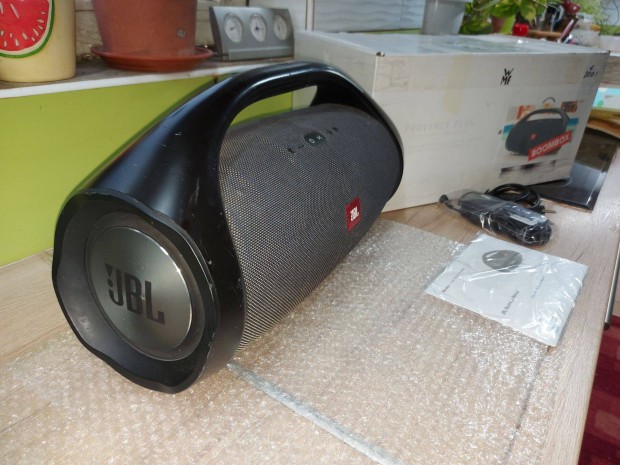 Hibtlan JBL Boombox 23 rs Lejtszs! ts Basszussal!