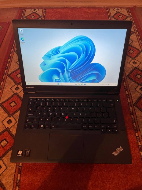 Hibtlan Lenovo T440p laptop i5/8GB/SSD