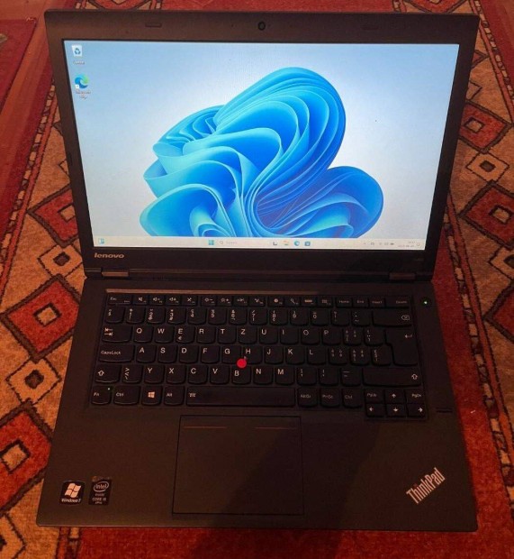 Hibtlan Lenovo T440p laptop i5/8GB/SSD