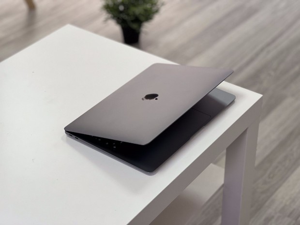 Hibtlan MacBook Air 2020 M1 &#8222;13 256GB 1 V Garancival