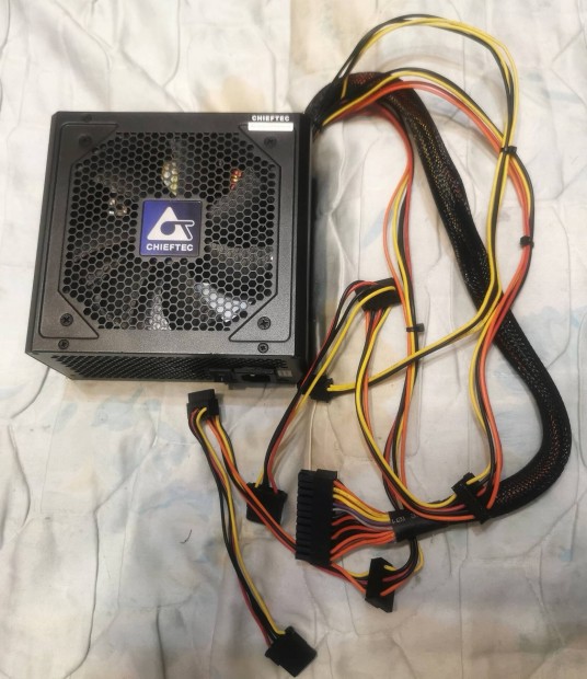 Hibtlan, 400W PC Tpegysg, Fillrekrt