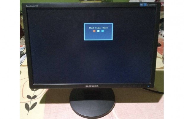 Hibtlan! Samsung 19" LCD monitor elad!