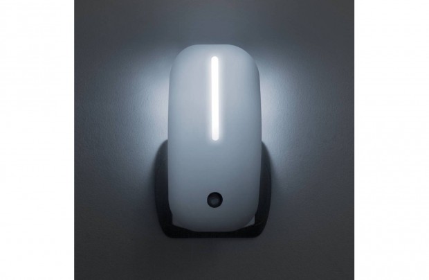 Hideg fehér LED jelzőfény irányfény fény 230V alkonyatkapcsolós