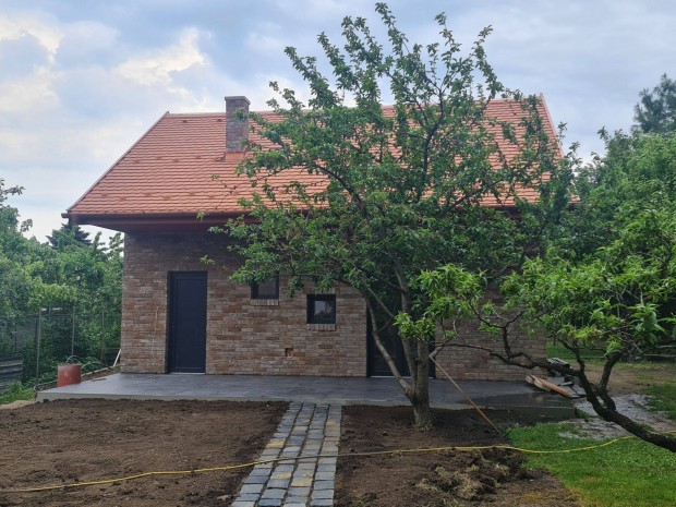 Hidegburkol�, k�m�ves szakembereket keres�nk