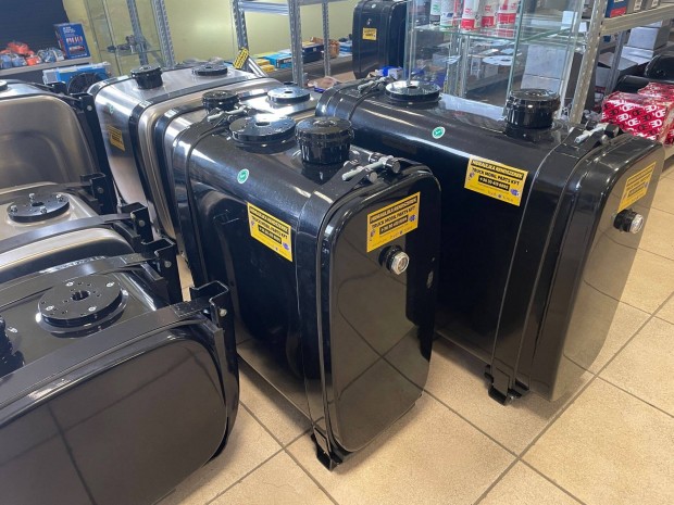 Hidraulika olajtart�ly tart�ly f�lke m�g�tti 100-150l