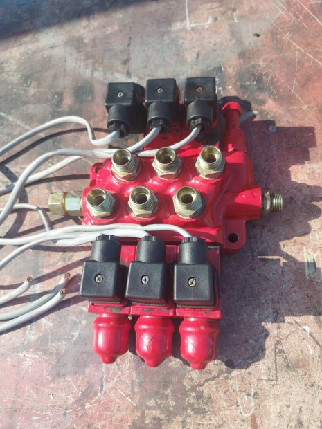 Hidraulika vezrl 12V 