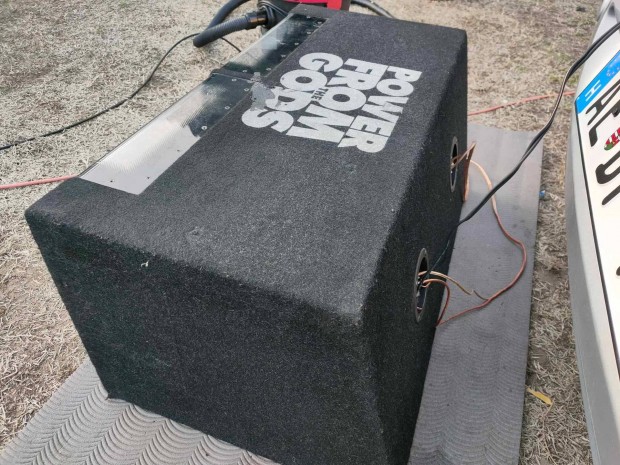 Hifonics Zeus m�lyl�da �s er�s�t�