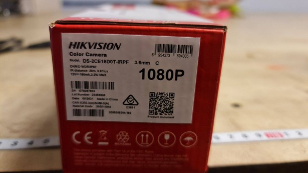 Hikvision DS-2CE16D0T-IRPF Analg HD Cskamera