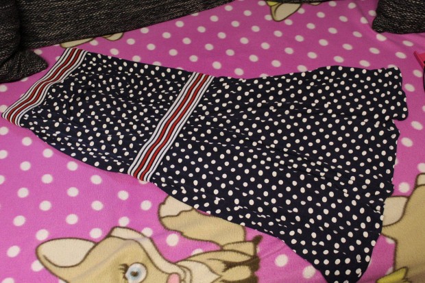 Hilfiger hatasu pottyos noi ruha, S/M (1x viselt)