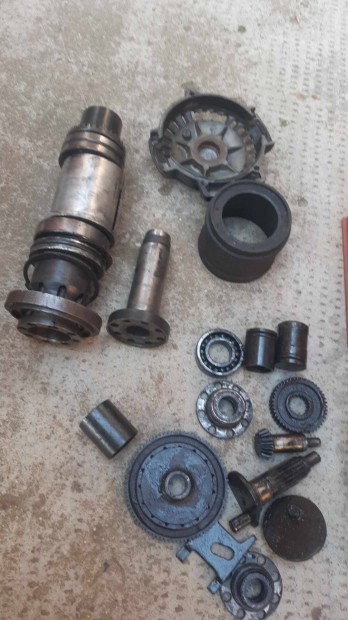 Hilti TE72 fúrókalapács alkatrész