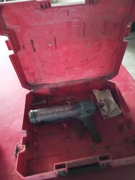 Hilti két-komponensű ragasztó kinyomó pisztoly!