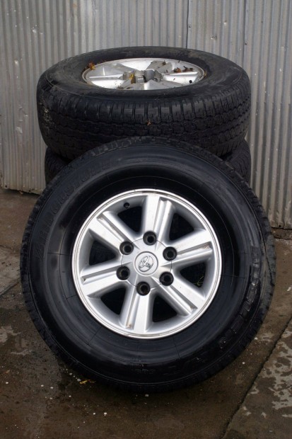 Hilux alu felni