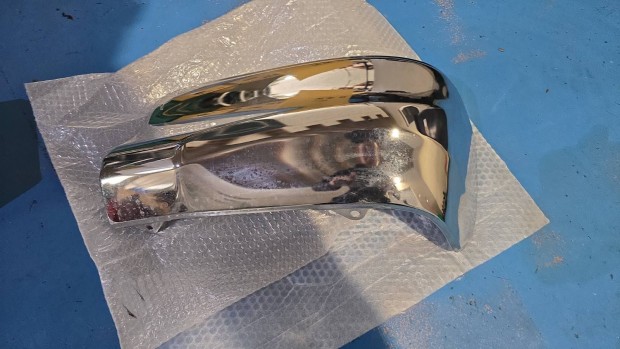 Hilux j.h.l�kh�r�t� sarok 2015-2024 elad�