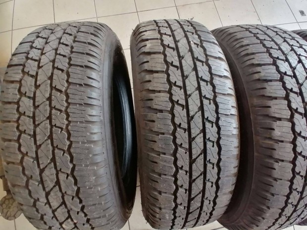 Hilux nyári gumi 265/65r17
