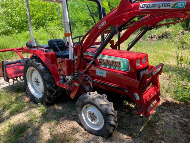 Hinomoto homlokrakodós tarktor kubota yanmar iseki homlokrakodóval