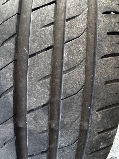 Hirdets feladsa Belltsok Segtsg Nexen Nfera SU1 nyri 235/30 R2