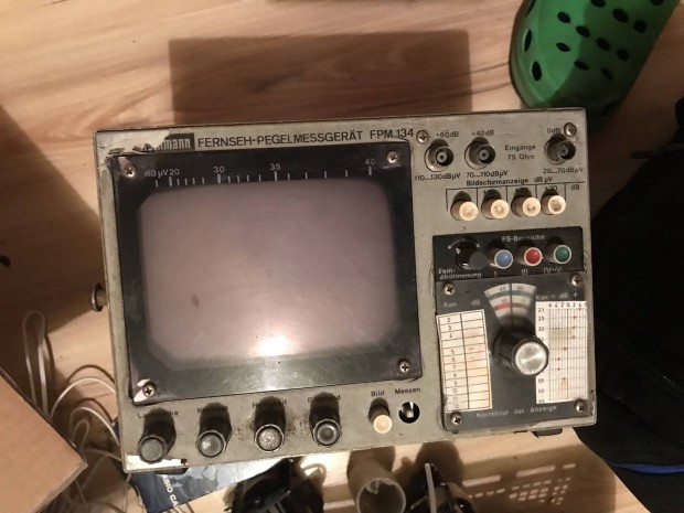 Hirschmann kis képcsöves retro tv