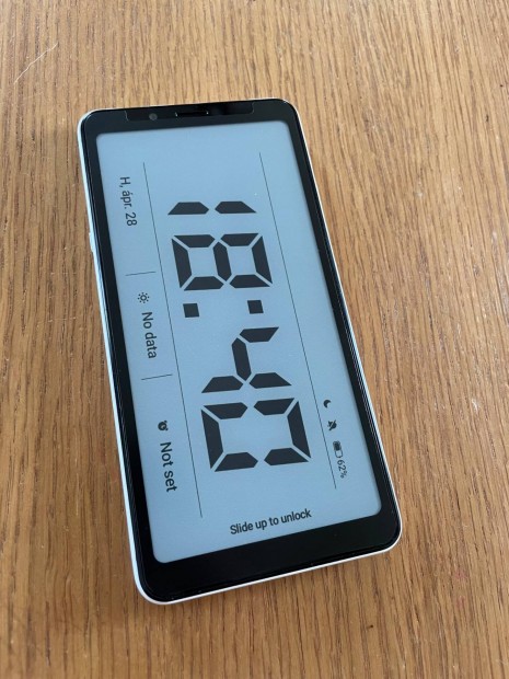 Hisense Eink, A5 Pro CC, színes einkes mobil, működő google play