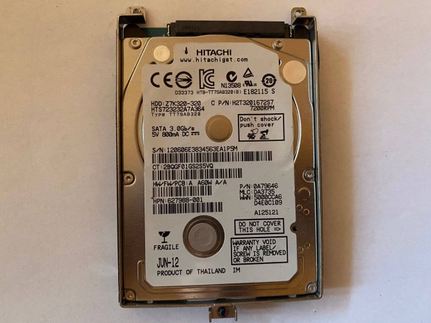 Hitachi 320 GB 7200 RPM SATA 2,5"