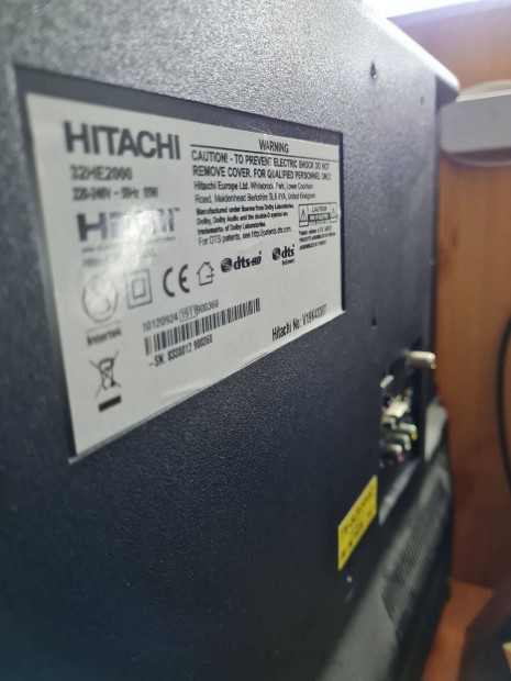 Hitachi 32" tv hibs