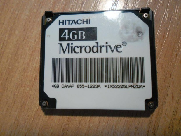 Hitachi 4gb microdrive