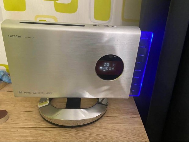 Hitachi Stereo Rendszer