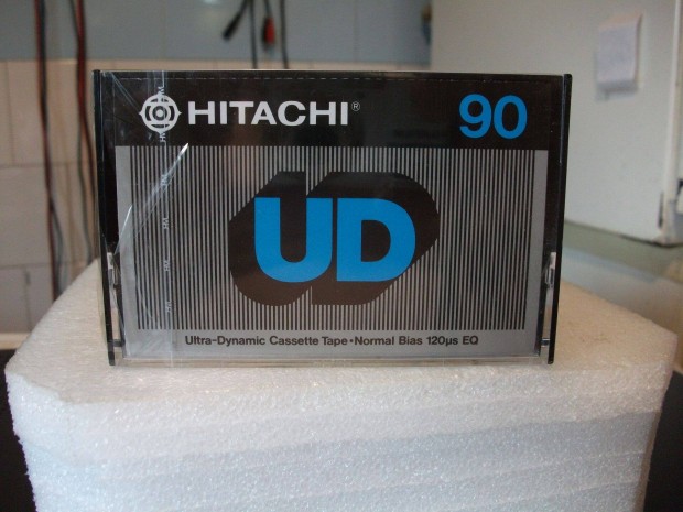 Hitachi UD-90 magn deck kazetta ( 1981 )