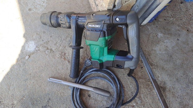 Hitachi (hikoki) vésőgép egy új szárral makita