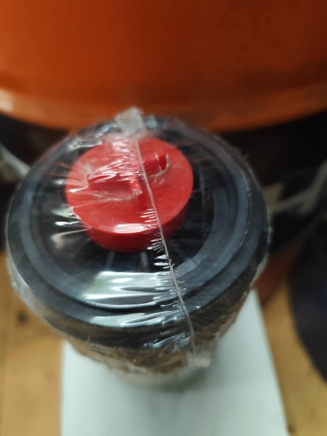 Hitachi üzemanyag,gázolaj szűrő. YL00006001. Fuel filter.