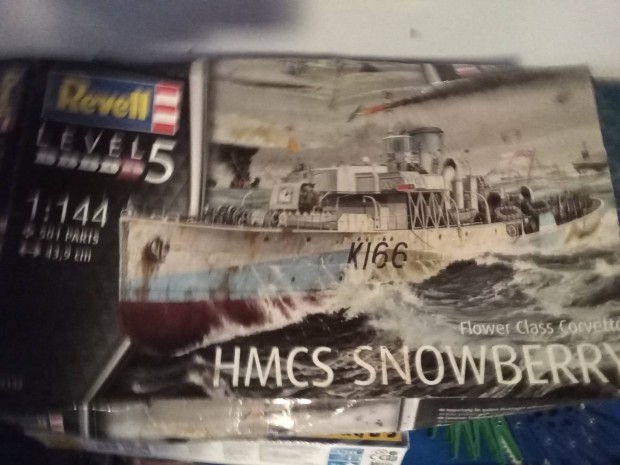 Hms Snowberry Revell 1/144