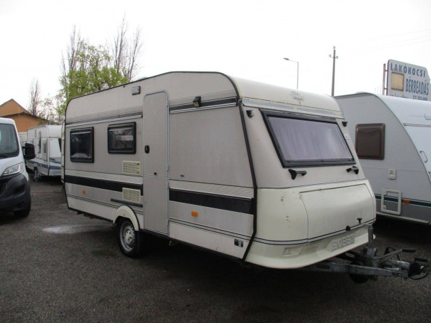 Hobby 470 lak�kocsi elad� telep�t�sre, Szavatol Kft V�c