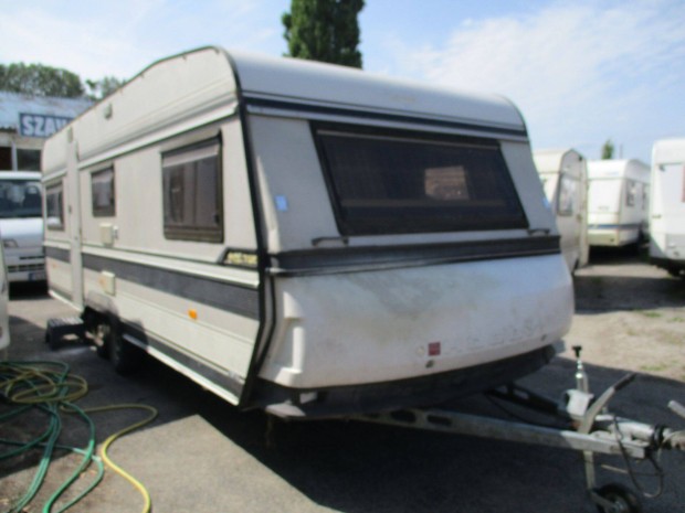 Hobby 620 lakókocsi eladó telepítésre, Szavatol Kft Vác