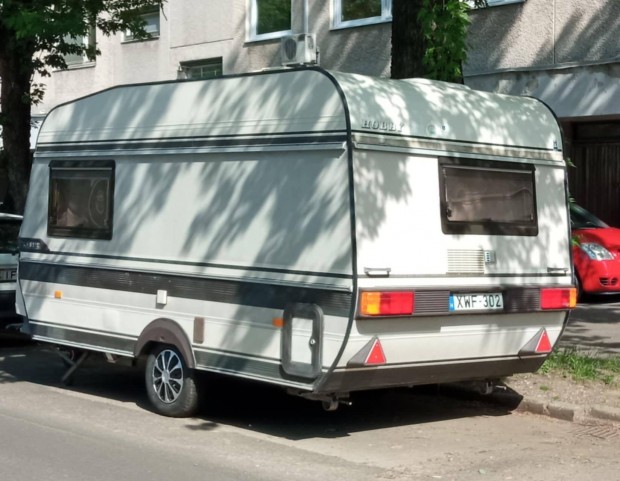 Hobby Lakkocsi