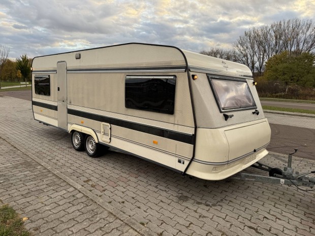 Hobby Prestige 610 lakkocsi klfldi okmnyokkal 