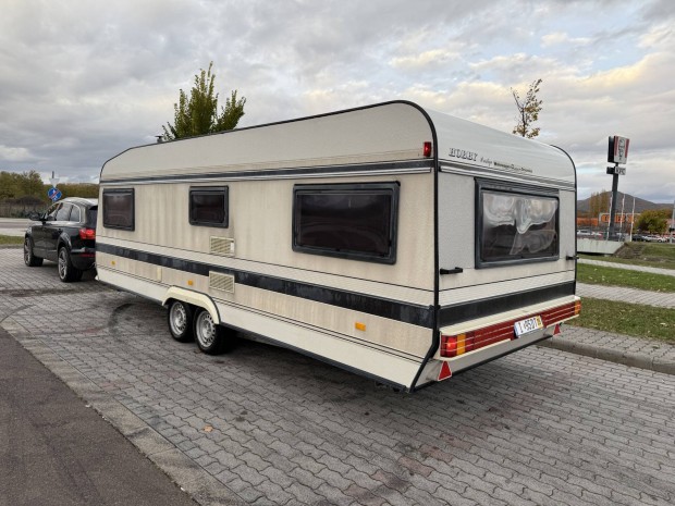 Hobby Prestige 610 lakkocsi teleptsre