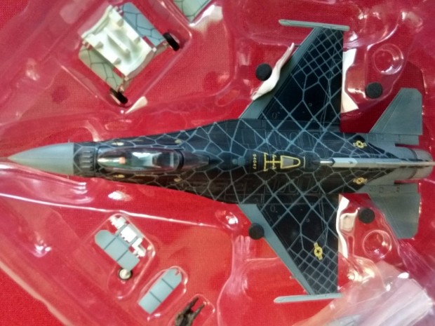 Hobby master f 16 model.fem!