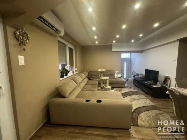 H�dmaz�v�s�rhelyi csal�di h�z - H�dmez�v�s�rhely