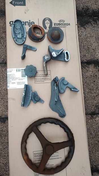 Hofherr hoffer traktor alkatr�szek elad�k 