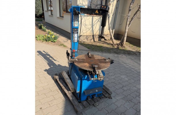 Hofmann gumiszerel�g�p Monty 1270 gumiszerel�g�p