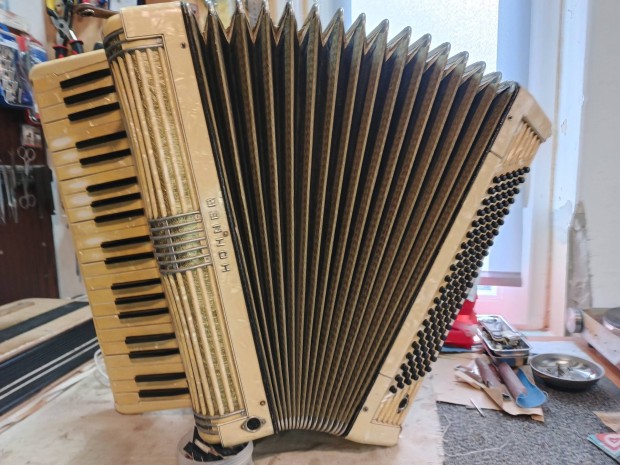 Hohner 120 b harmonika tangoharmonika elad