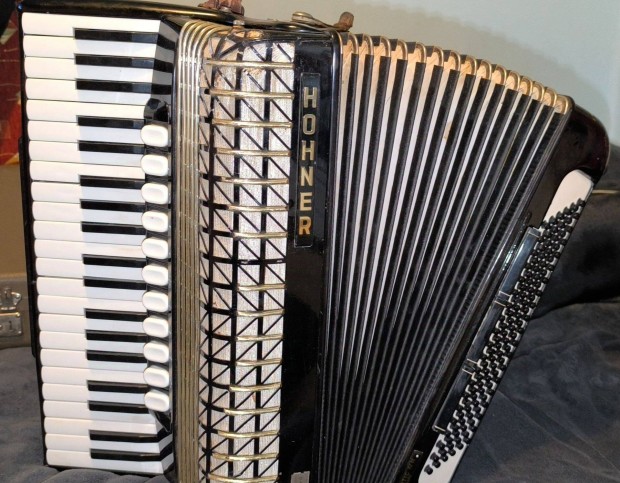 Hohner Atlantic IV Tang harmonika