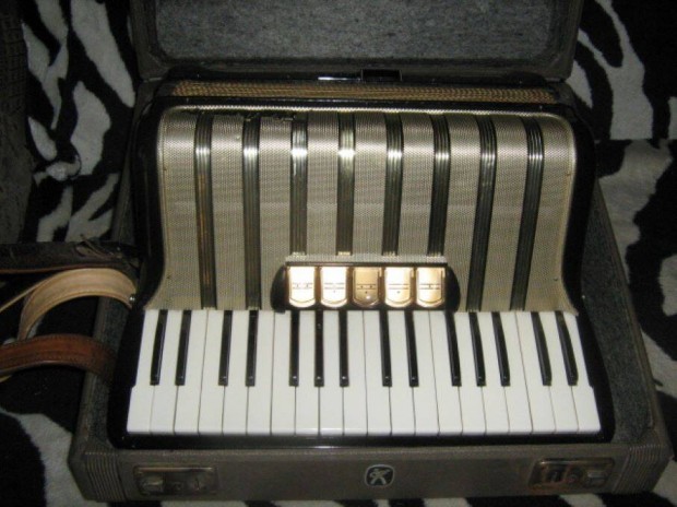 Hohner Concerto III. harmonika