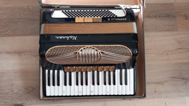 Hohner Cornelia lll