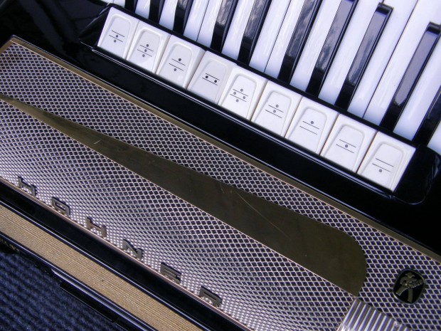 Hohner Lucia IVP 96 b. profi harmonika tangóharmonika accordion