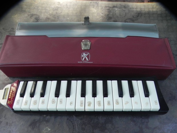 Hohner Melodica Piano 27 - Gynyr Hohner melodica piano 27 Made in G