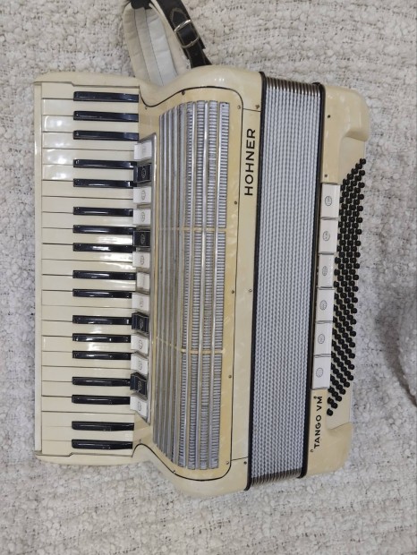 Hohner Tango V M 120 basszusos tangharmonika harmonika bi