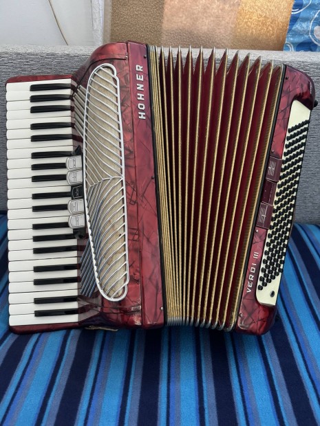 Hohner Verdi III 120-as harmonika tangóharmonika