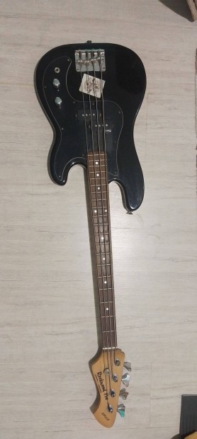 Hohner basszusgitr RP120B